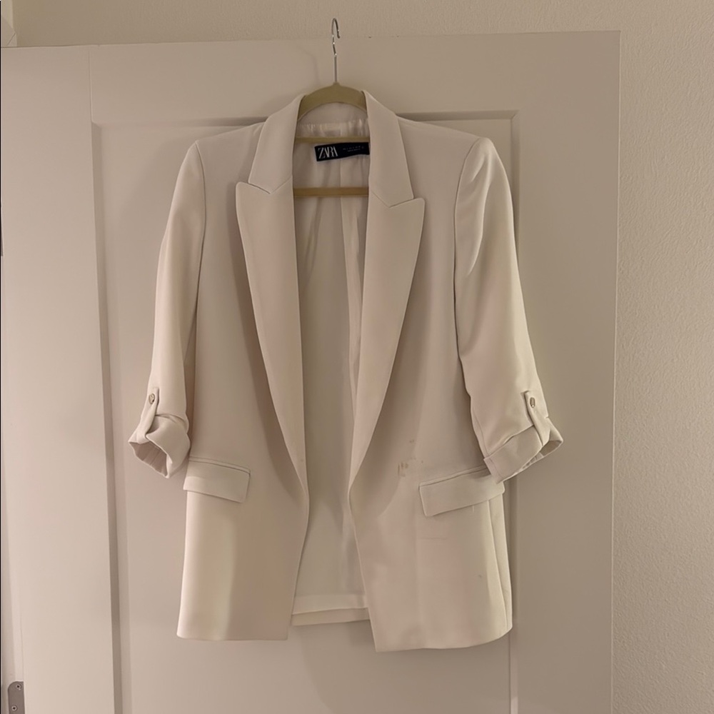 Zara Women's Cream Blazer